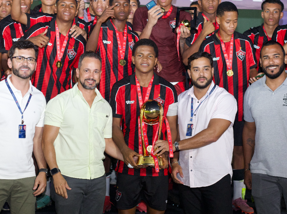 Sub-15 do Vitória vence o BaxVi nos pênaltis e é campeão baiano